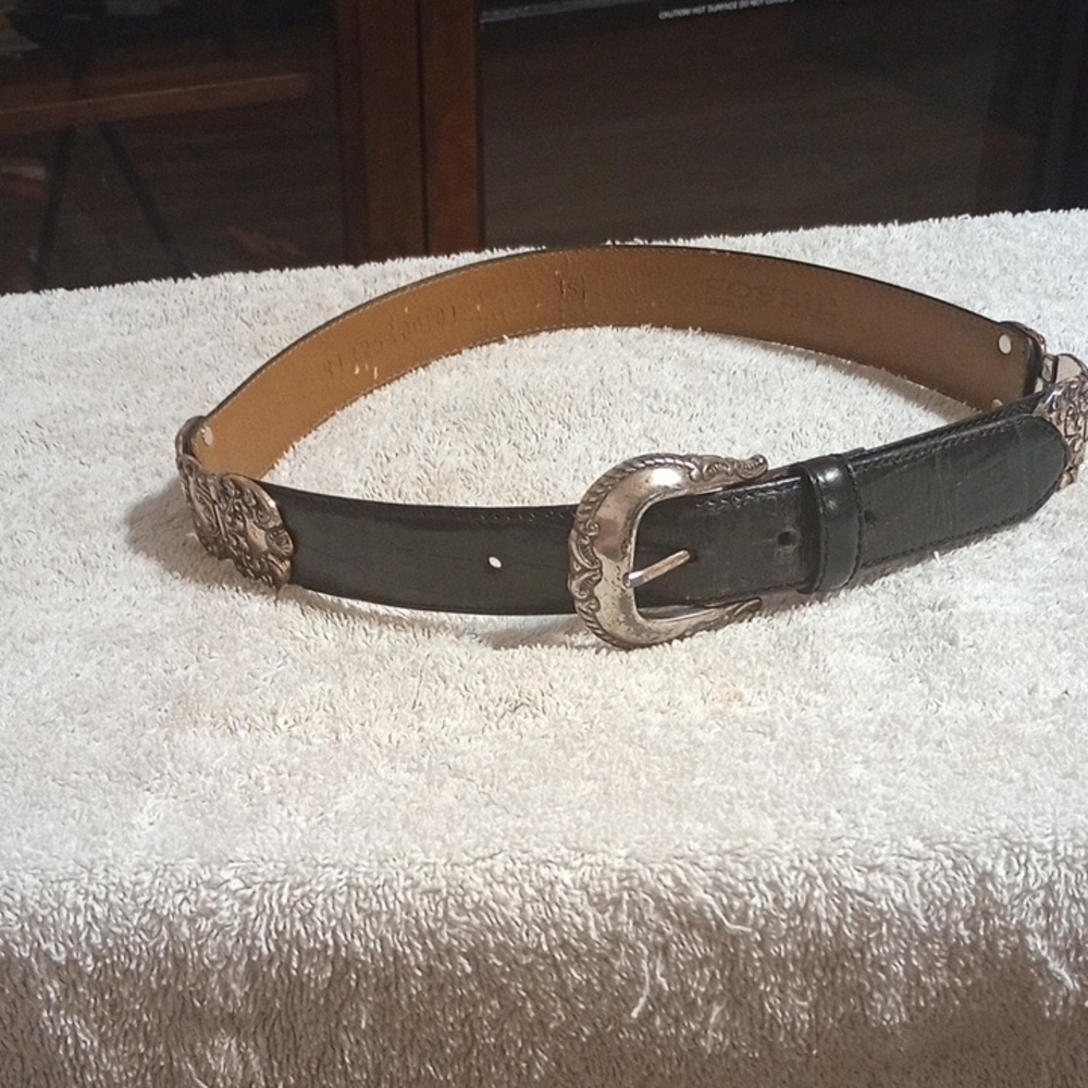 Women's Fossil Black Leather Belt with Silver Buckle Size Small